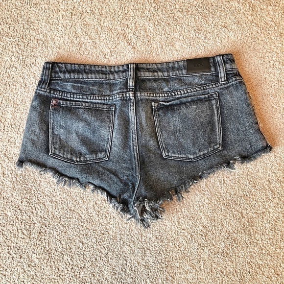 Urban Outfitters BDG Cheeky Shorts - Picture 3 of 4